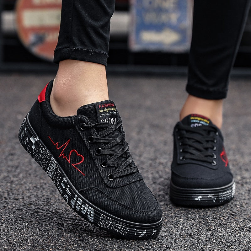 Vaelum Graffiti Canvas Lace-Up Sneaker