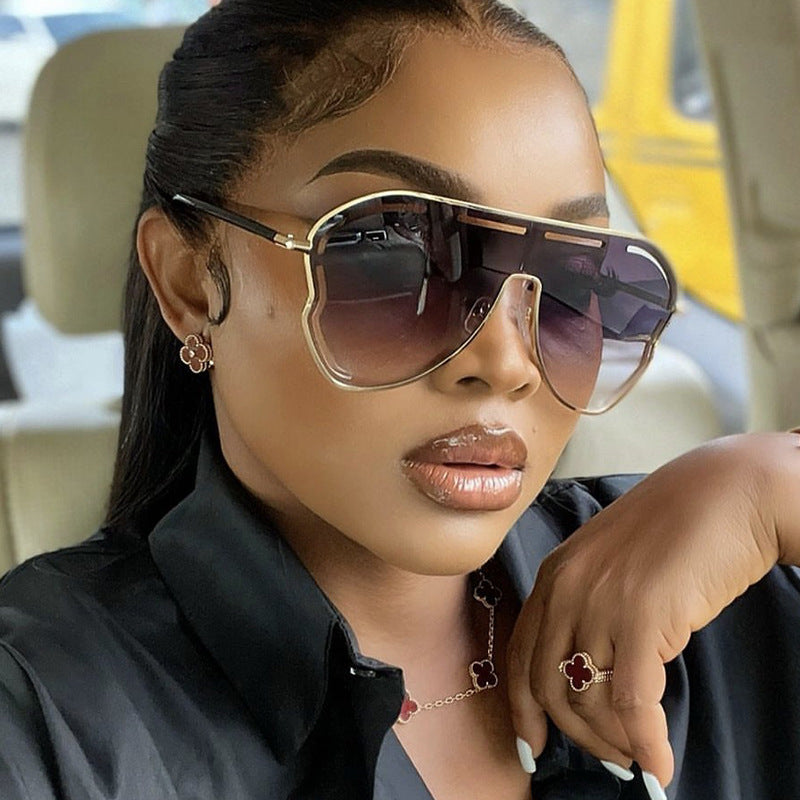 Vaelum Oversized Shield Sunglasses