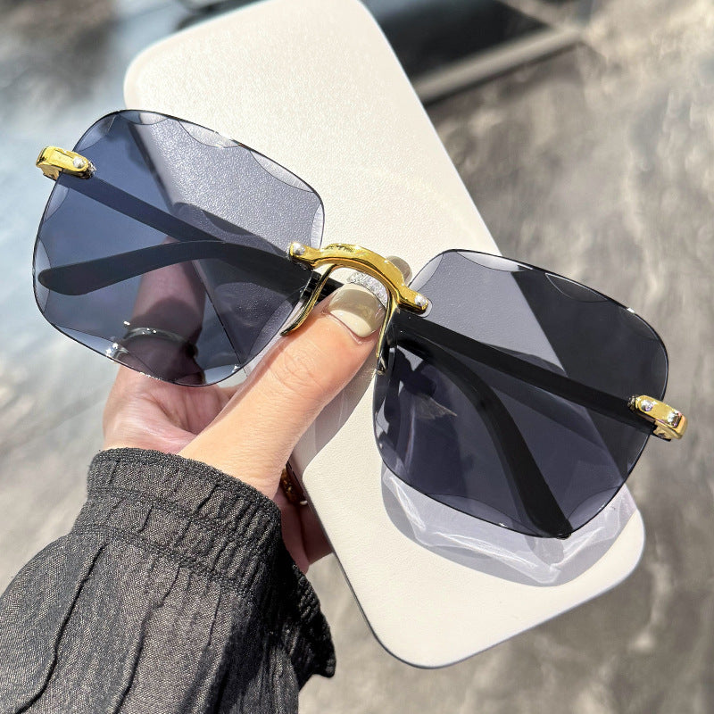 Vaelum Frameless Tinted Sunglasses