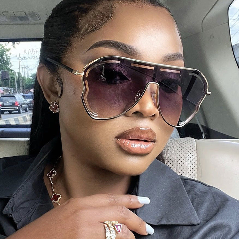 Vaelum Oversized Shield Sunglasses