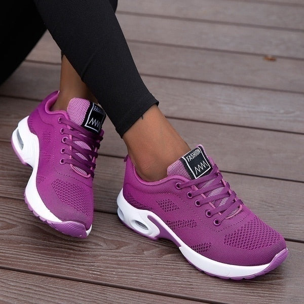 Vaelum Lightweight Running Sneaker