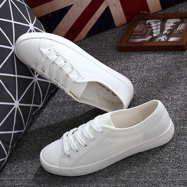 Vaelum Beige Canvas Court Sneaker