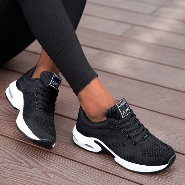 Vaelum Lightweight Running Sneaker