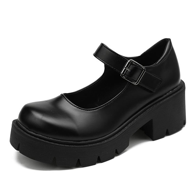 Vaelum Patent Leather Mary Jane Pump