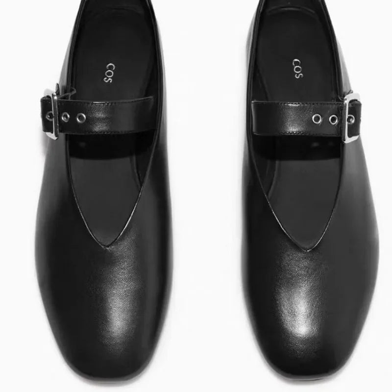 Vaelum Minimalist Mary Jane Flat