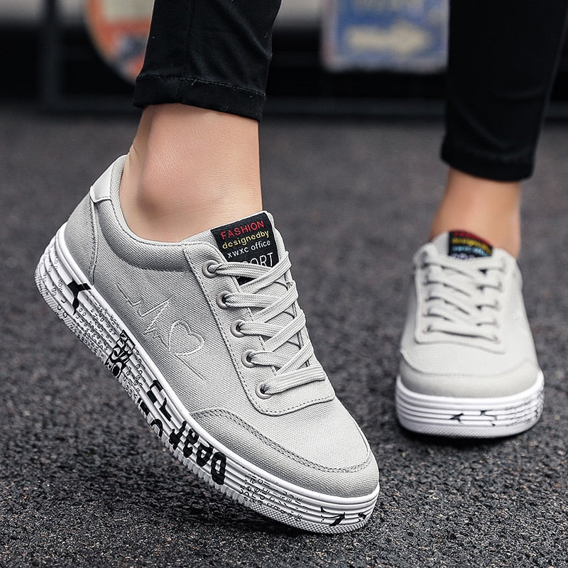 Vaelum Graffiti Canvas Lace-Up Sneaker